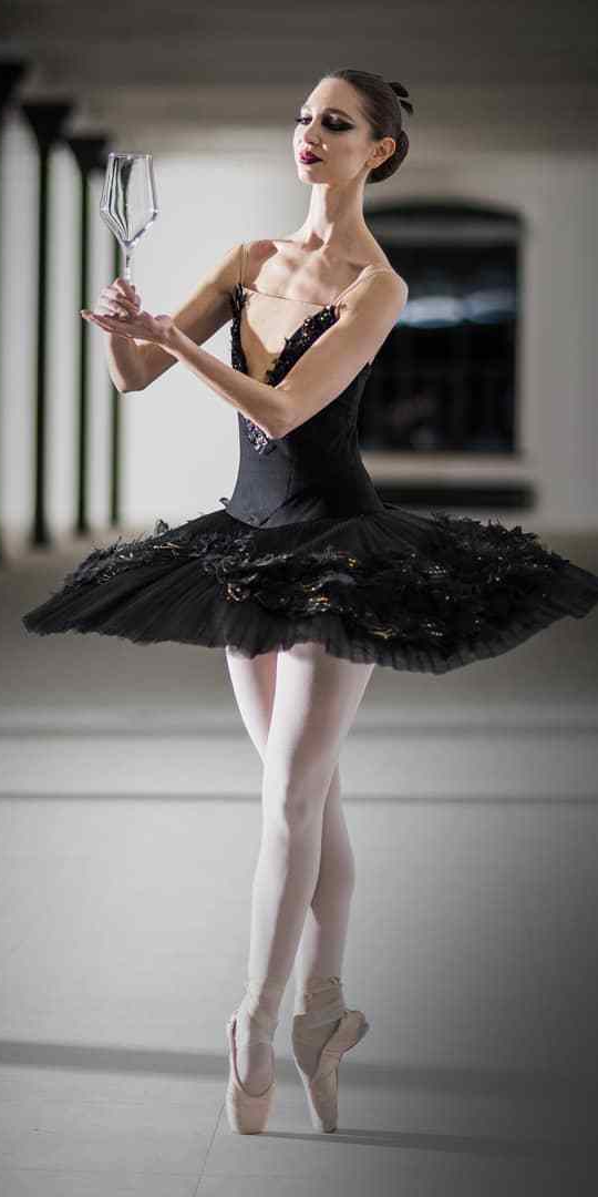 RONA-ballet2.jpg 图片